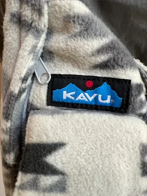 Kavu pendleton style Cream & Gray Aztec Rope Sling Bag thumbnail 3
