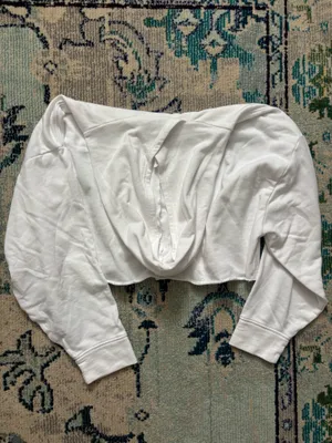 Fabletics Cropped White Sweatshirt thumbnail 4