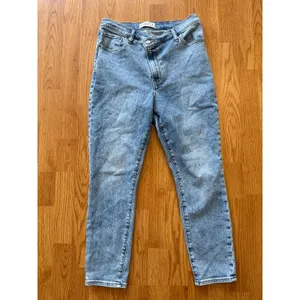 Abercrombie & Fitch‎ The Super Skinny Ankle High Rise Criss Cross Jeans thumbnail 2