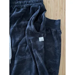 Vuori Performance Joggers Pants in Multicolor Camouflage thumbnail 2