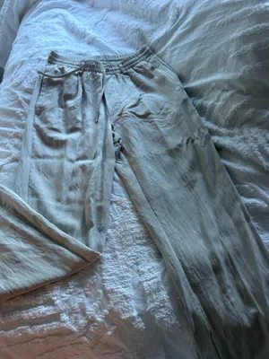 ZARA Trousers thumbnail 1