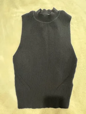 Abercrombie Top thumbnail 1