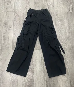 Forever 21 Cargo Jeans thumbnail 1