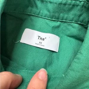 Tna Aritzia Green Button-Up Shirt Long Sleeve Casual Top‎ Size XS thumbnail 4