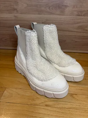 Sorel Caribou X Chelsea Boots in Beige - Size 10 thumbnail 2