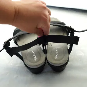 Ariat Black Leather Comfort Sandals Size 8B‎ thumbnail 3