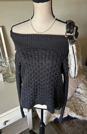 American Eagle Vtg Y2K cableknit cotton fold over off shoulder sweater XS thumbnail 1