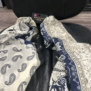 100 % silk Paisley Scarf in Navy & Cream thumbnail 3