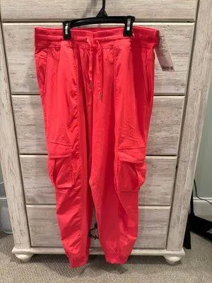Lululemon Dance Studio Joggers thumbnail 1