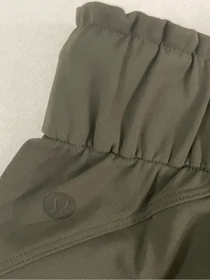 Lululemon Stretch High Rise Pants 7/8 Length Dark Olive Size 6 thumbnail 9