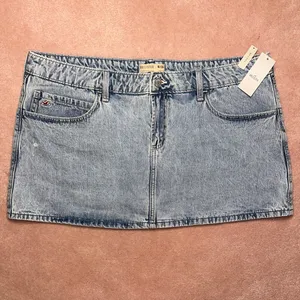 Hollister Limited Edition 25 Years Of Hollister Denim Micro Mini Skort NWT thumbnail 2