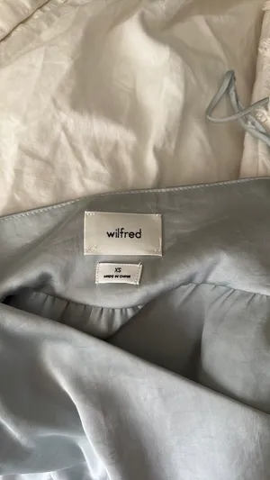 Aritzia Wilfred Pale Blue Flowy Cropped Strappy Tank Top thumbnail 4