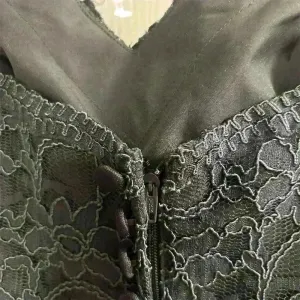 Mori‎ Lee Dark Gray Lace Evening Gown Size 10 Sleeveless V-Neck Short Dress thumbnail 3