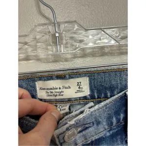 Abercrombie 90s Straight Ultra High Rise Jeans - Size 4/27 XLong Curve Love thumbnail 3