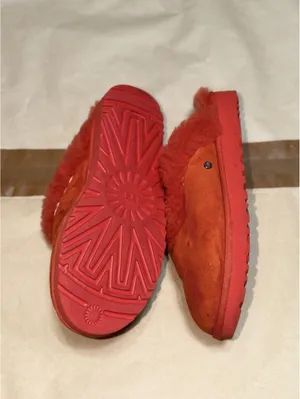 Size US 7 UGG Classic Slipper II Women’ Suede. thumbnail 2