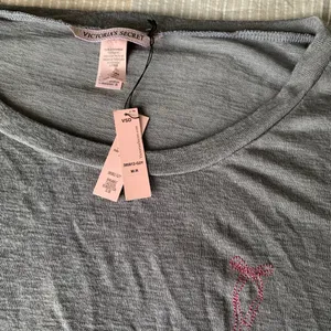 Victoria’s Secret Gray Pajama Top with bow NWT‎ thumbnail 3