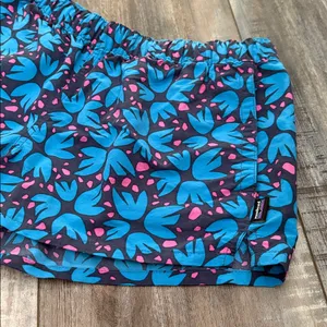 Patagonia barely baggies shorts small thumbnail 3