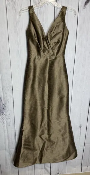 Jim Hjelm Formal Dress Sleeveless V-Neck Sz 4 Taffeta Metallic Bronze Trumpet thumbnail 1