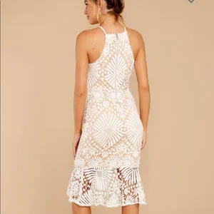 White lace dress Size L thumbnail 3
