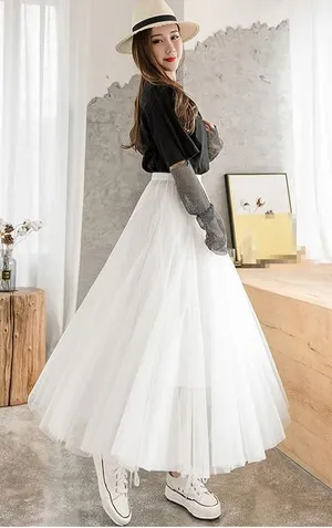 White Tulle Skirt Size Large thumbnail 1