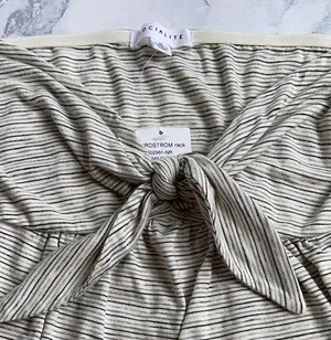Socialite sweetheart neck top thumbnail 5