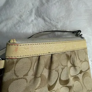 COACH Cream Signature Canvas Wristlet thumbnail 3
