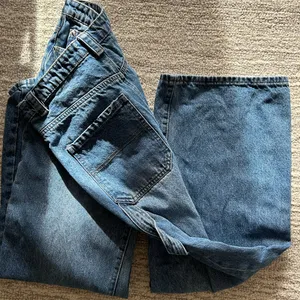 Edikted dark wash blue jeans thumbnail 3