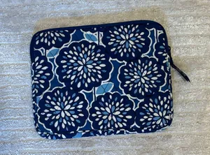Vera Bradley Mini IPad Sleeve thumbnail 2