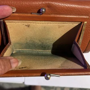 Vintage Dooney & Bourke Caramel Brown Leather Wallet thumbnail 4