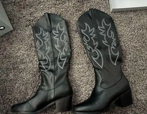 Black CowGirl Boots thumbnail 1
