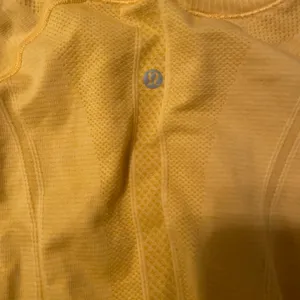 Lululemon Golden Swiftly Tech 2.0 Long Sleeve Top thumbnail 3