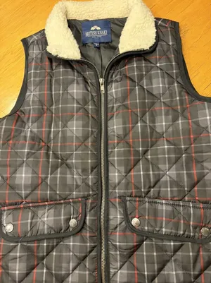 British Khaki Quilted Plaid Vest Sherpa Collar Black Gray Red‎ Women Small thumbnail 1