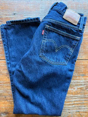 Levis 501 Premium Dark Wash Button Fly Jeans 28" Inseam Size 26 thumbnail 1