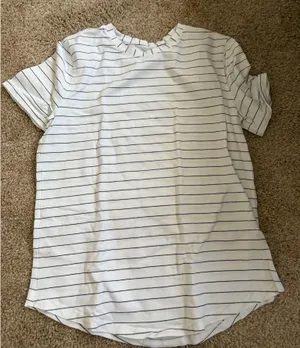 Lululemon Short Sleeve thumbnail 1
