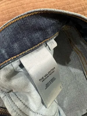 Favorite Daughter Valentina Super High-Rise Jeans Blue thumbnail 4