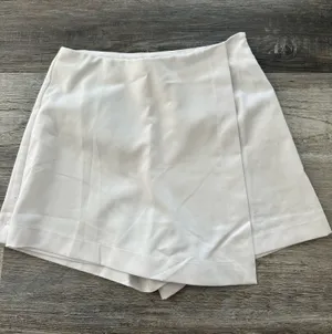 Showpo White Skort  thumbnail 1