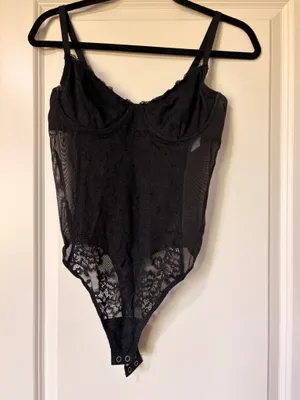 Hollister Laced black top thumbnail 3