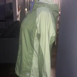 Columbia light weight jacket thumbnail 4