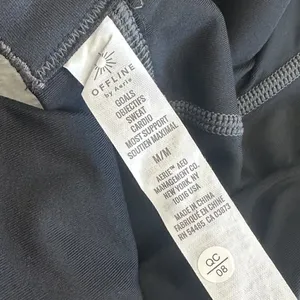 NWT Offline by Aerie Black with Gray Stitching Goals Padded Sports Bra - Size: M thumbnail 4