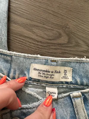Abercrombie & fitch cross over 90s straight curve love jeans thumbnail 2