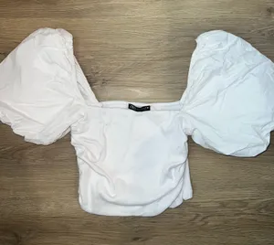 ZARA Crop Top Puff Sleeves thumbnail 1