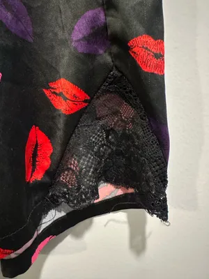 Torrid Sleep Satin Lace Trim Cami and Short PJ Set Kissy Print thumbnail 10