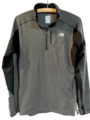The North Face Quarter Zip Flashdry Women's Top with thumb-holes in size Large i thumbnail 1