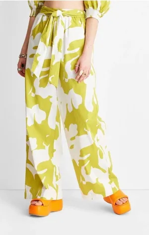 Future Collective XL Alani Noelle Wide Leg Relaxed Floral‎ Pants Pull On Women's thumbnail 1