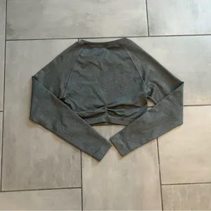 Gymshark Adapt Fleck Seamless Long Sleeve Crop Top Mineral Black thumbnail 4