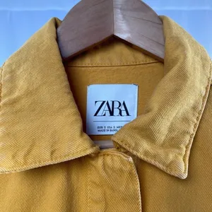 Zara Cropped Boxy‎ Denim Jean Jacket in Yellow Size Small thumbnail 5
