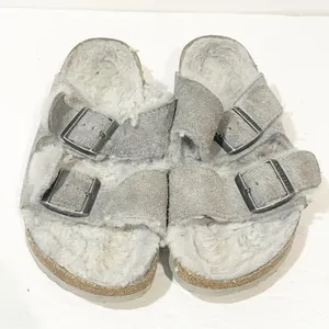 BIRKENSTOCK‎ Arizona Women’s Size 7 Shearling Taupe Grey Suede Buckle Sandal thumbnail 2