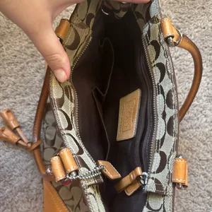 Vintage Coach Hampton Shoulder Bag thumbnail 6