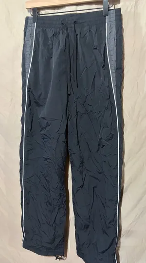 Hollister pants thumbnail 1
