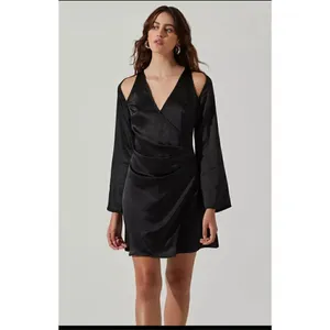 Black Cold Shoulder Long‎ Sleeve Mini Dress Wrap V Neck Cocktail thumbnail 2